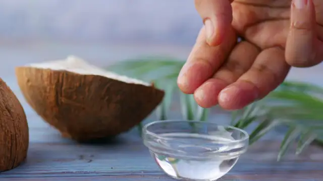 10 Science backed benefits of coconut oil; 27 brilliant ways to use it